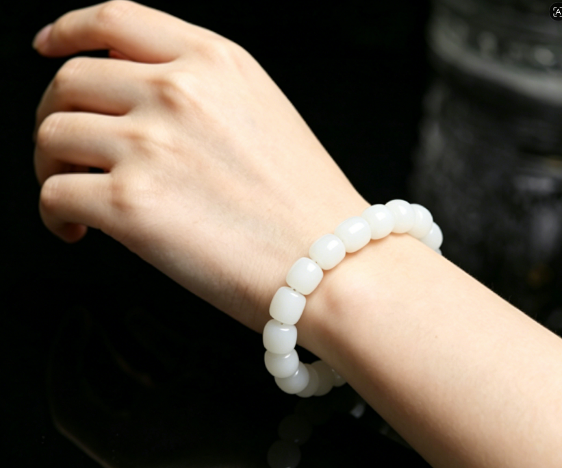 Mystery Tao Taoist Nine Heavens Mysterious Girl White Jade - Purification, a symbol of purity. Wealth Gathering. Love. Lucky